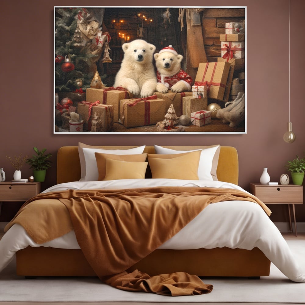 Tablou canvas cu doi ursuleti polari printre cadouri de craciun, in rama de aluminiu argintiu, pe perete intr-un dormitor